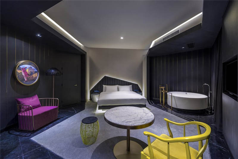 时尚优雅的主题酒店客房空间设计案例